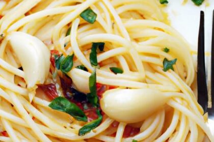 Garlic Spaghetti Magic: Simple Twist to Classic Pasta Joy