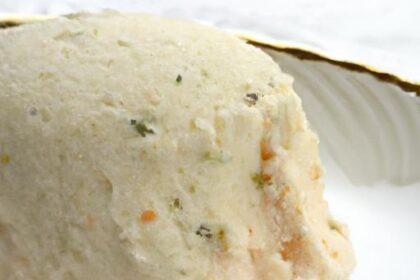 Cream Cheese Uncovered: Origins, Uses, and Tasty Tips